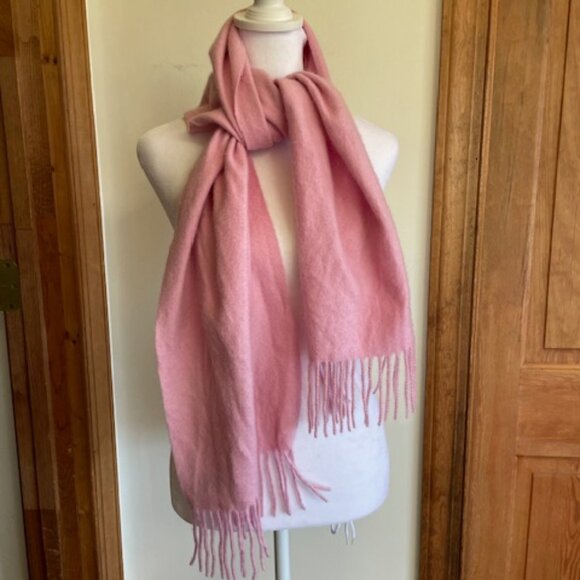 AMICALE CASHMERE Melange Pink Cashmere Scarf with Fringe - Picture 4 of 15